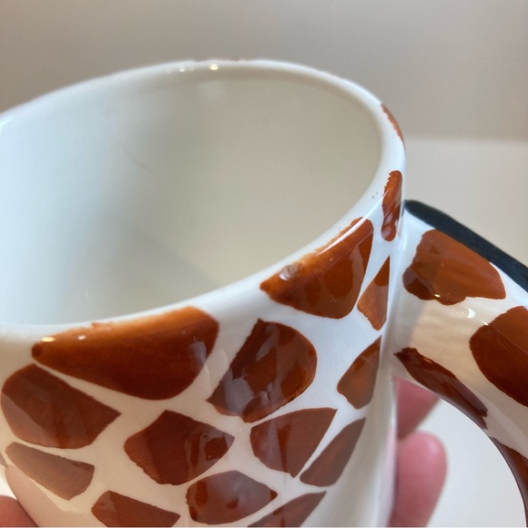 Giraffe Ceramic Mug - Picture 6 of 9